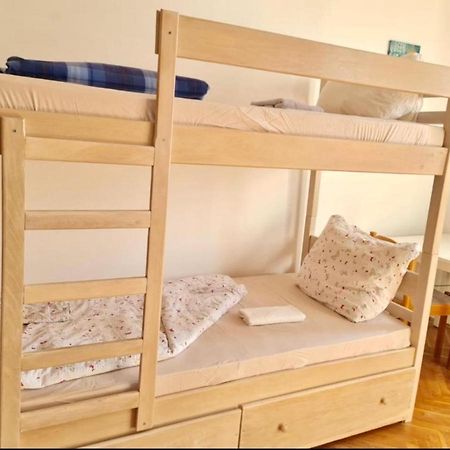 Bishnu Hostel Zagreb Eksteriør bilde
