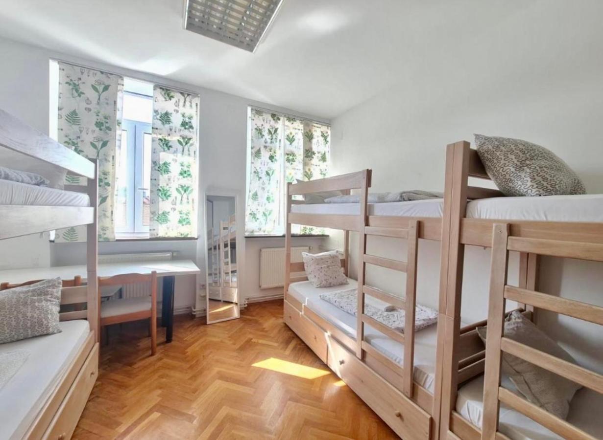Bishnu Hostel Zagreb Eksteriør bilde