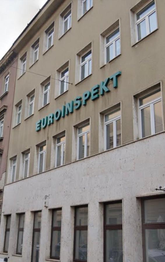 Bishnu Hostel Zagreb Eksteriør bilde